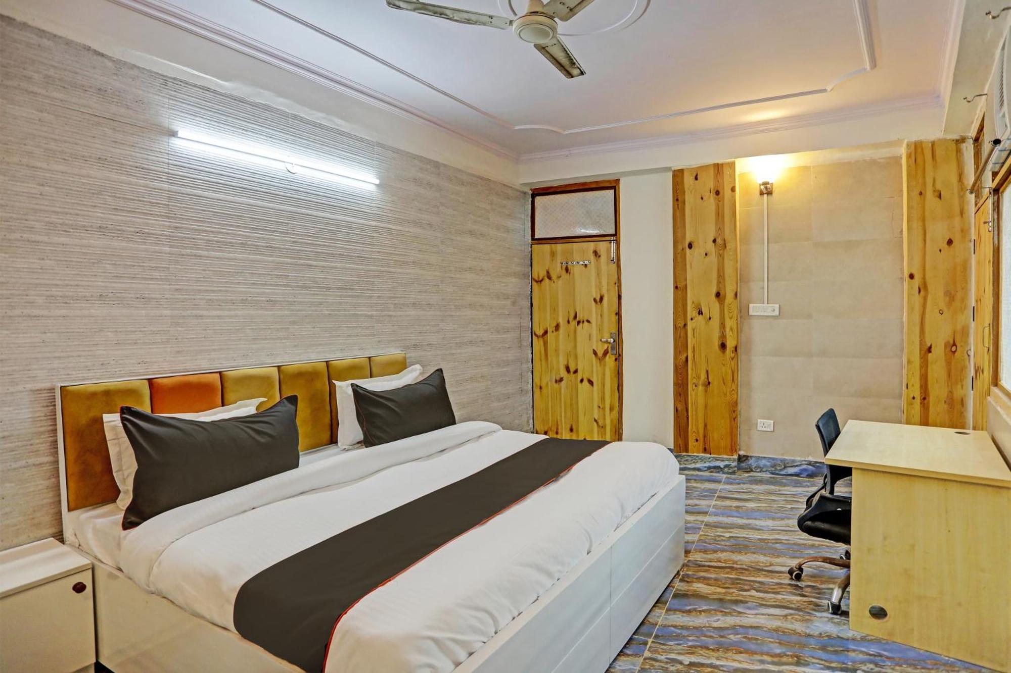 Umen Hotel Nearest Sector 66 Noida Exterior foto